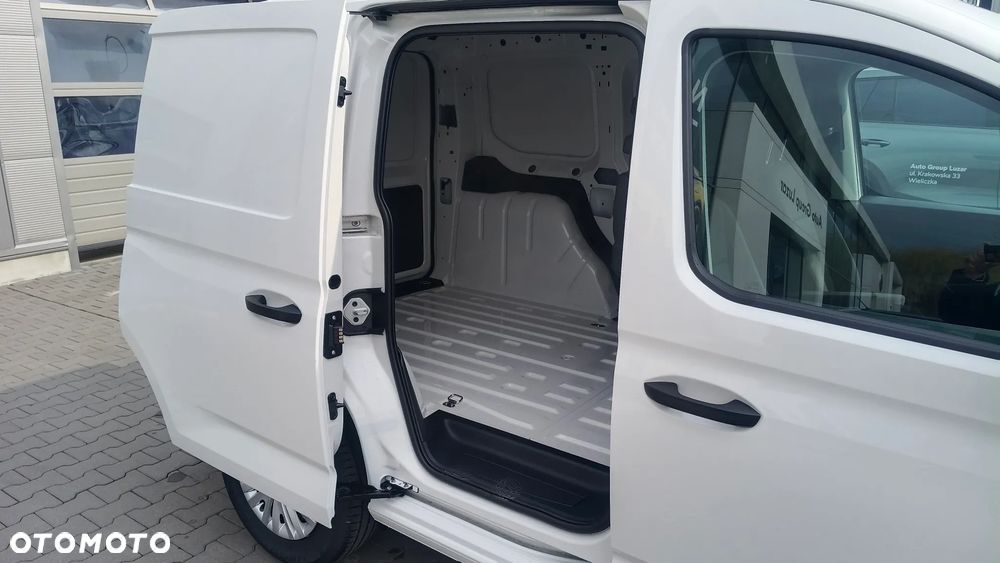 Volkswagen Caddy Cargo - 8