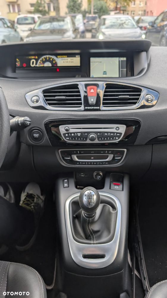 Renault Scenic dCi 130 FAP Bose Edition - 10