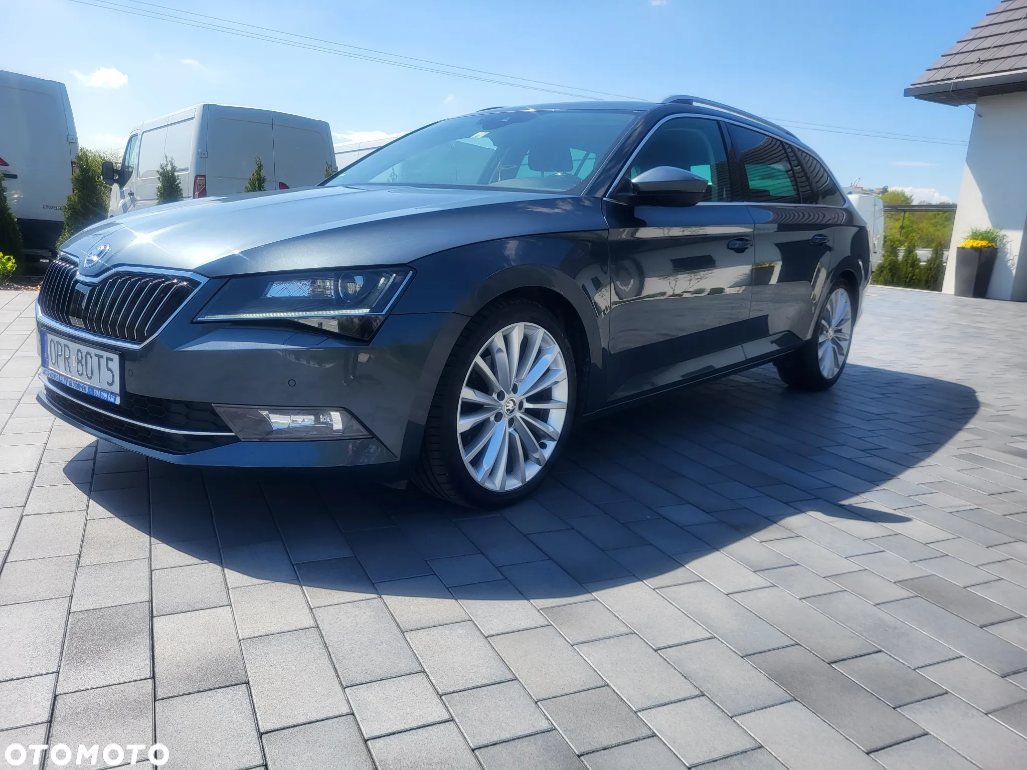 Skoda Superb 2.0 TDI DSG Sportline - 4