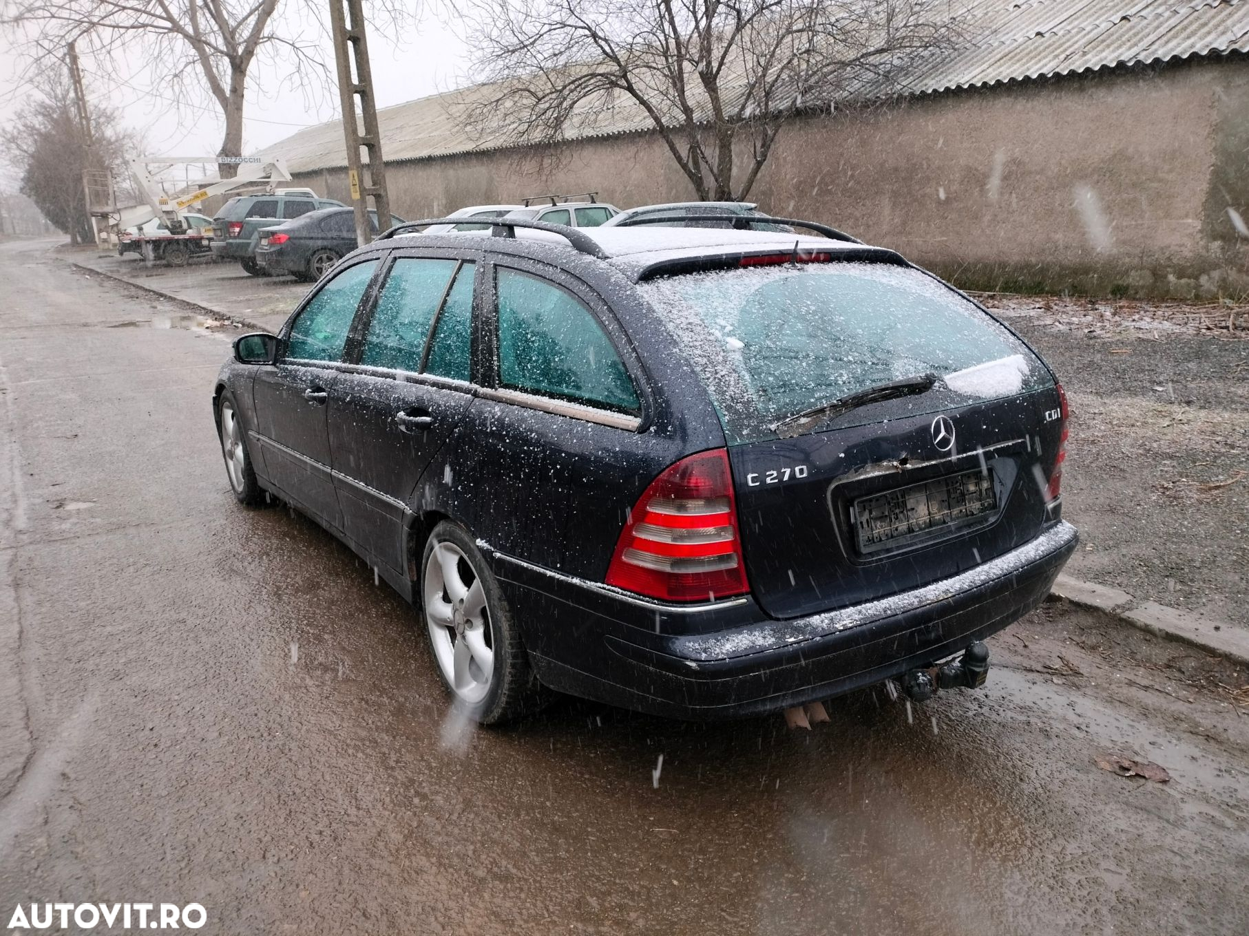 Dezmembrari  Mercedes-Benz C-CLASS (W203)  2000  > 2007 C 270 CDI (20 - 5
