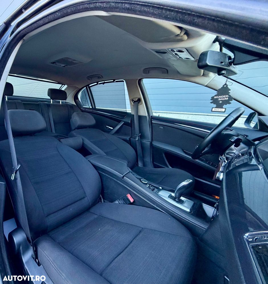 BMW Seria 5 520d Aut. Edition Lifestyle - 31