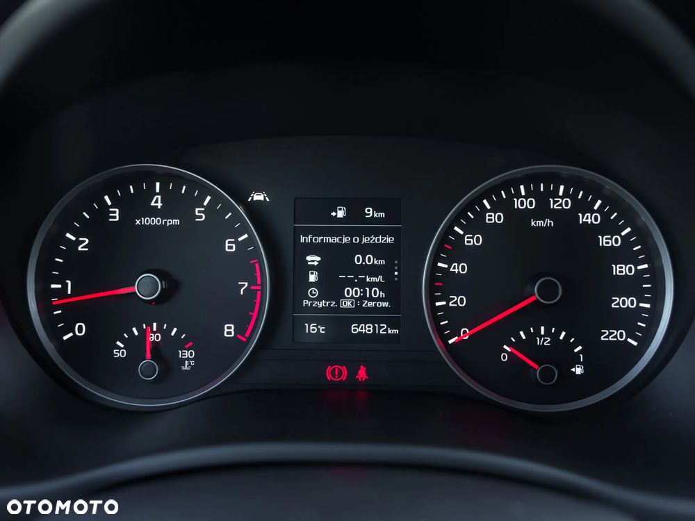 Kia Stonic 1.4 L - 23
