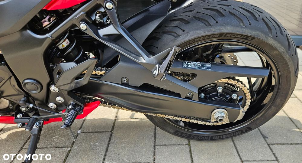 Suzuki GSX - 20