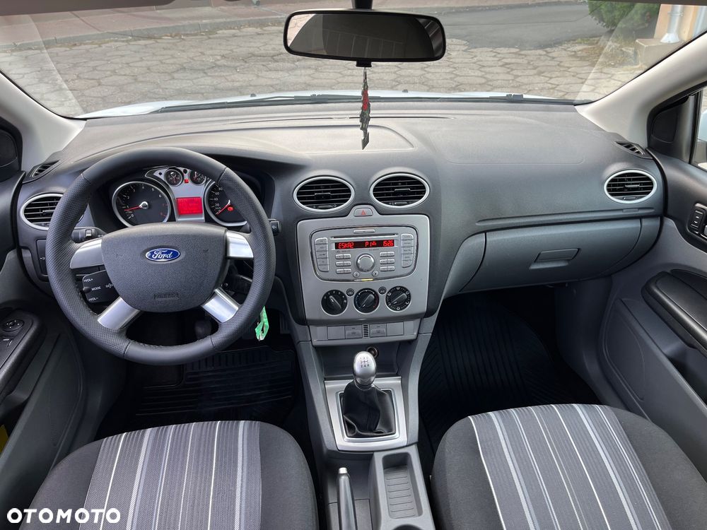 Ford Focus - 23