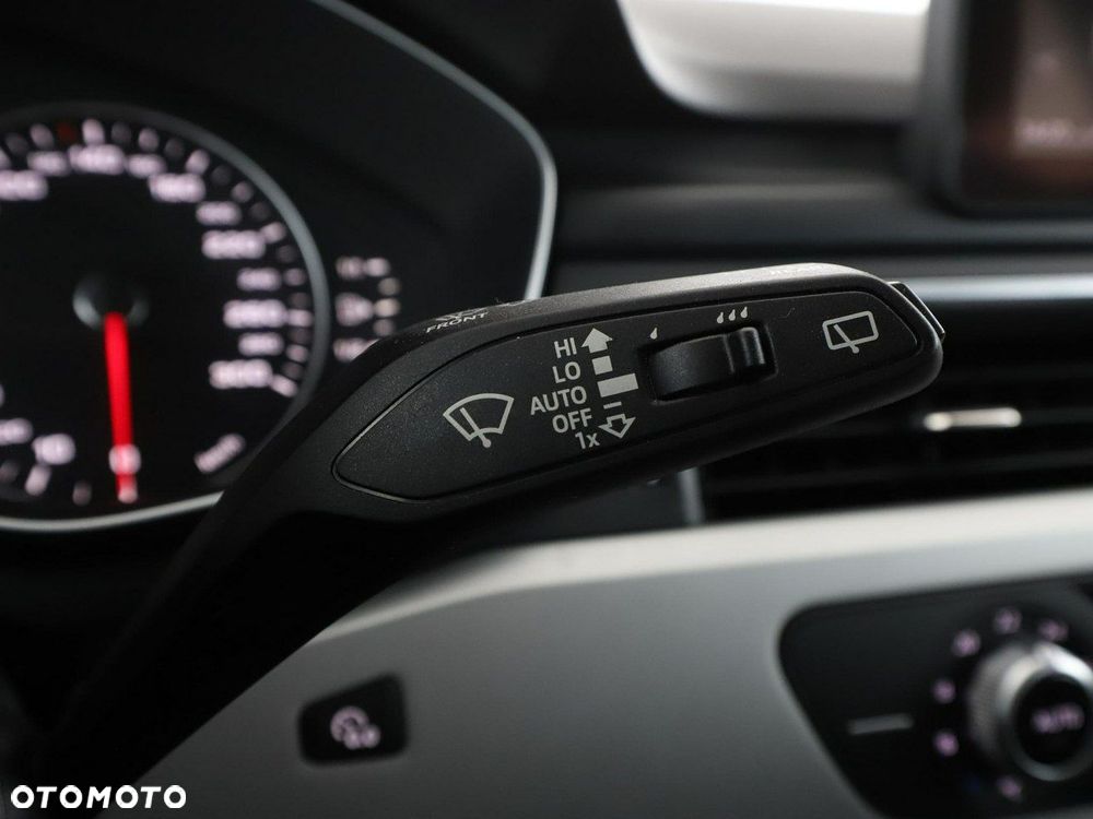 Audi A4 Avant 35 TFSI - 34