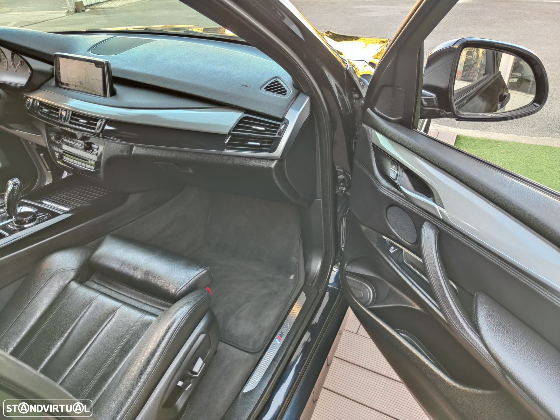 BMW X5 40e xDrive Pack M - 27