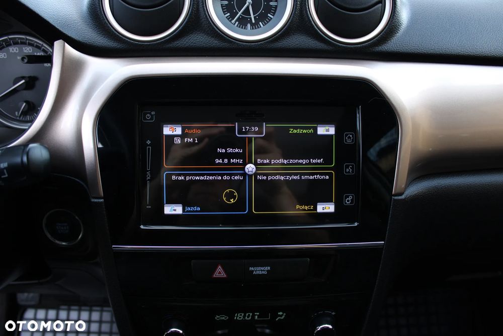 Suzuki Vitara 1.6 XLED 2WD - 27