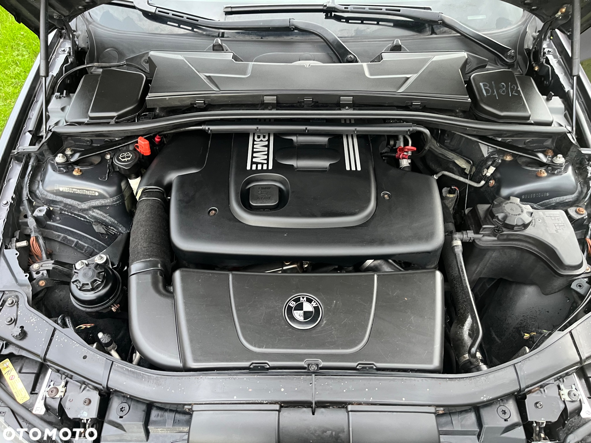 BMW Seria 3 318d DPF Touring - 20