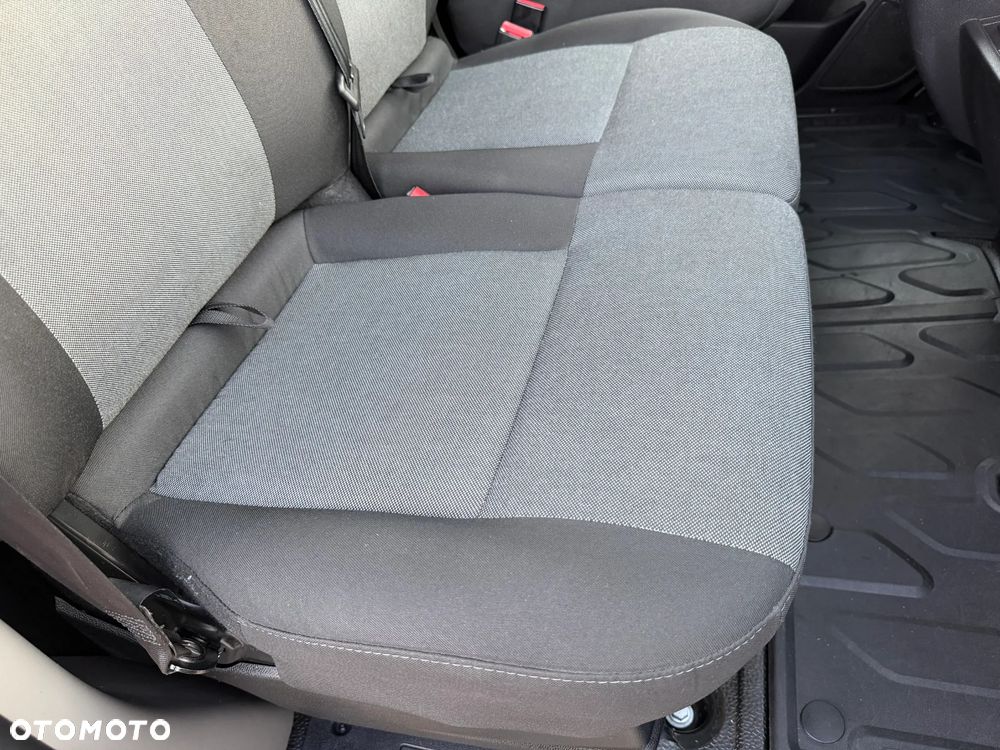 Renault MASTER L3H2 MAXI WZMOCNIONY Zawieszenie poduszki pneumatyczne! MOCNY SILNIK 2.3DCI Rozrząd na ŁAŃCUCHU, Pełna zabudowa paki, Zawiasy drzwi tył 270' DMC3.5t Duża ładowność 1228Kg, HAK 2.5t, Homologacja VAT-1, Parktroniki, Minibar, Stolik EasyLife, Lustro WideView, Oświetlenie LED, Nawigacja, Tempomat, Halogeny, Pakiet Chrom Design, Szare wnętrze, Pełen SERWIS ASO RENAULT!! - 33