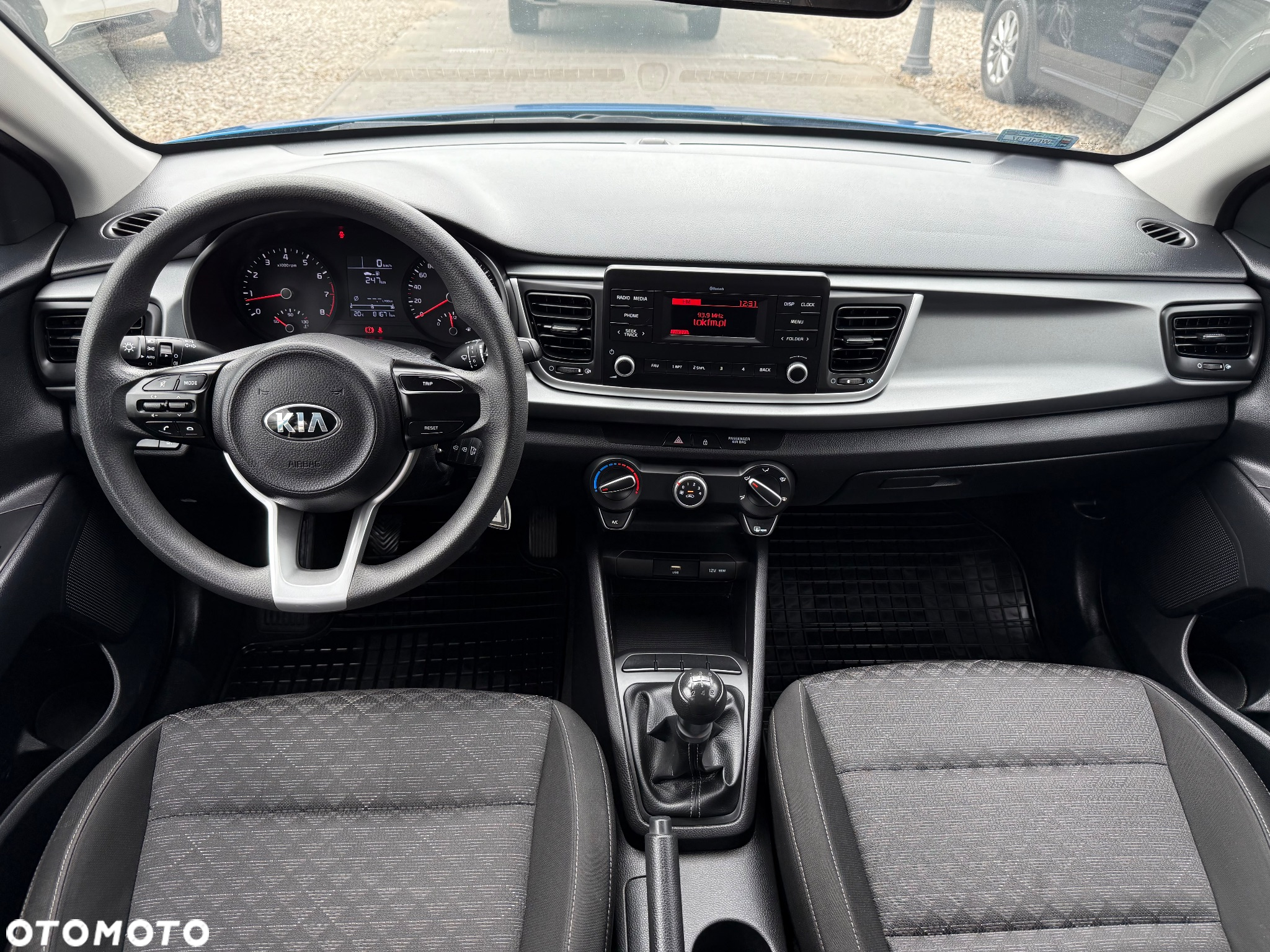 Kia Rio 1.2 M - 12
