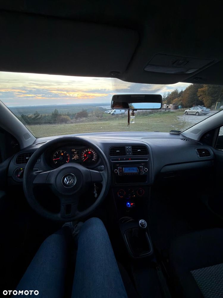 Volkswagen Polo - 13