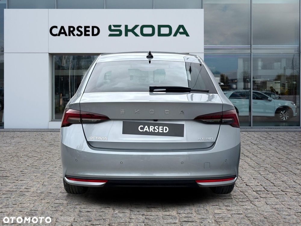Skoda Octavia - 6