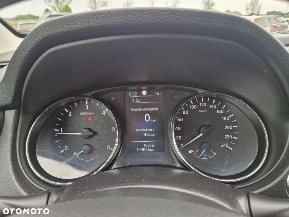 Nissan Qashqai 1.5 dCi Tekna - 13