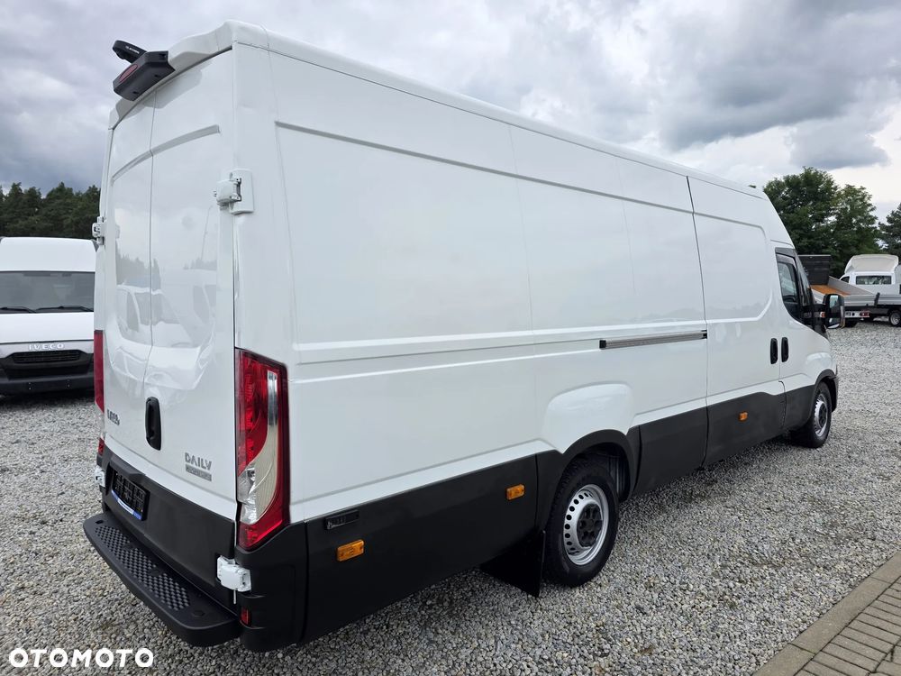 Iveco IVECO 35-180 3.0 HPI 180 KONNY MAX 8 BIEGOWY HIMATIC KLIMA WEBASTO KAMERA MAXI 4,7M PAKA - 5