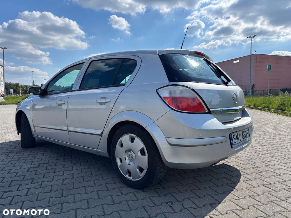 Opel Astra 1.6 Enjoy - 3