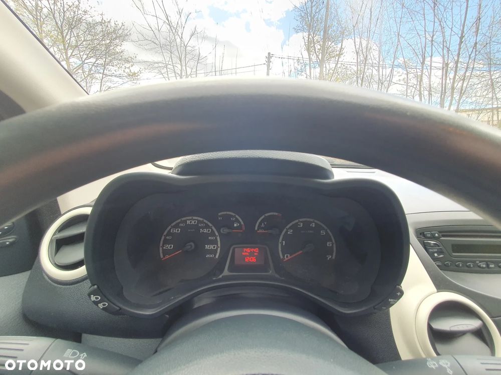 Ford KA 1.2 Concept - 13