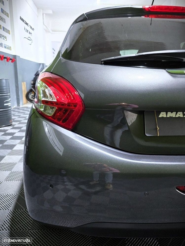 Peugeot 208 1.2 PureTech Active - 9