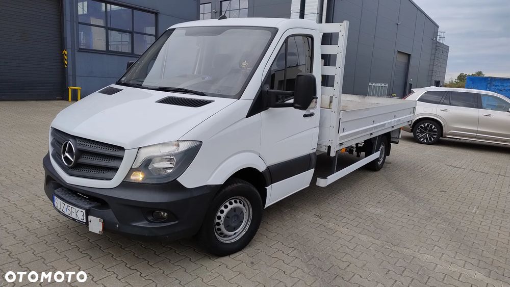 Mercedes-Benz Sprinter - 28