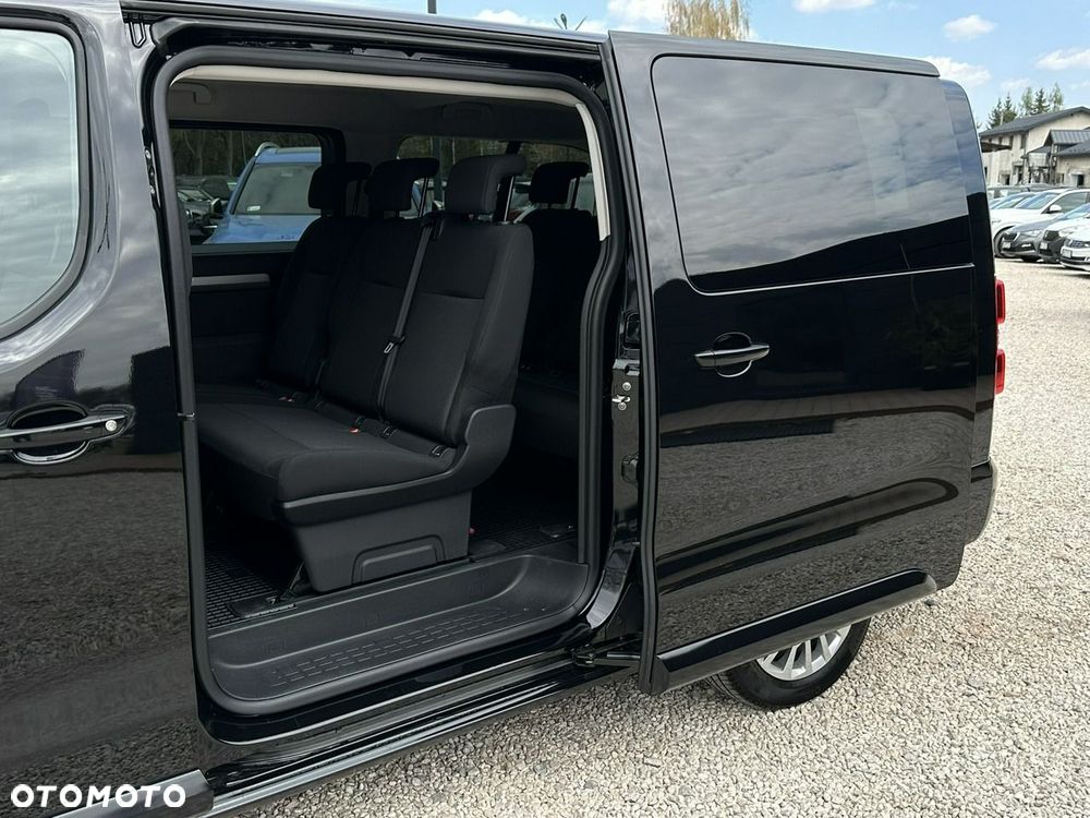 Peugeot Traveller - 14