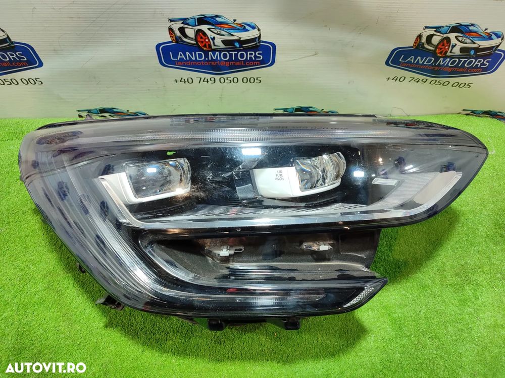 FAR DREAPTA LED Pure Vision LHD RENAULT MEGANE 4 / COD OEM 90060931 / 260104596R 2016 – 2020  (4H2) - 1