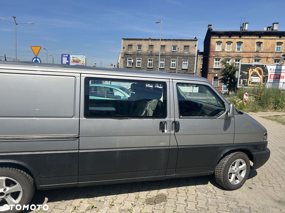 Volkswagen Multivan - 5