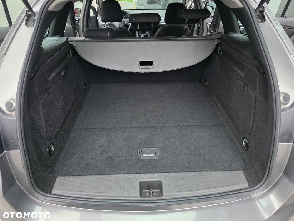 Opel Astra 1.4 T Dynamic S&S - 17