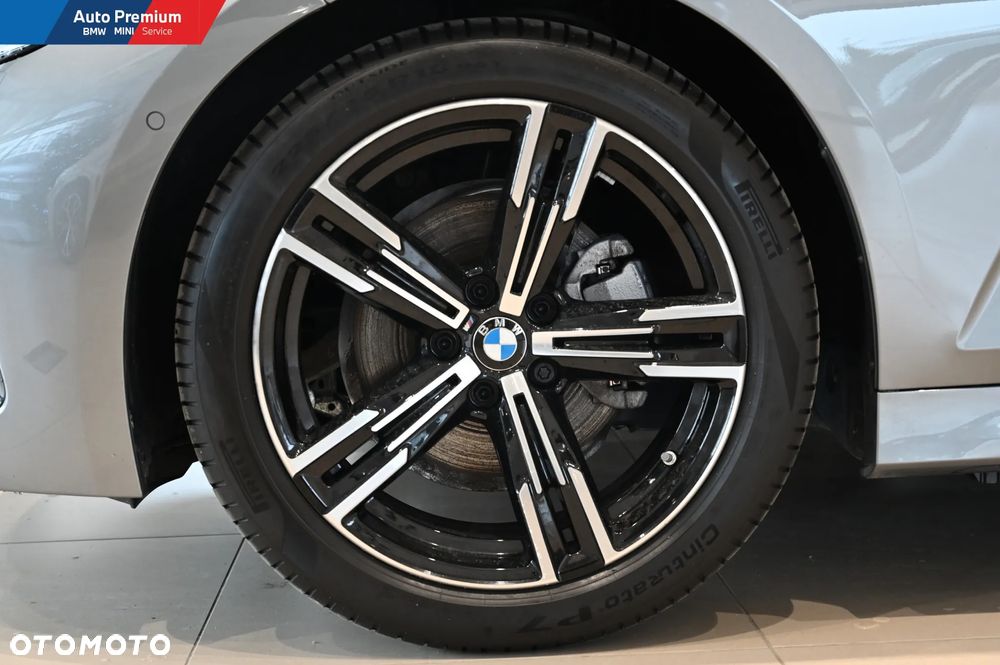BMW Seria 3 320d xDrive - 22