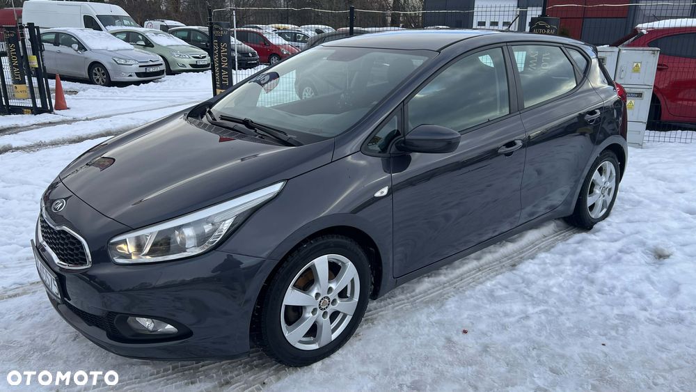 Kia Ceed - 3