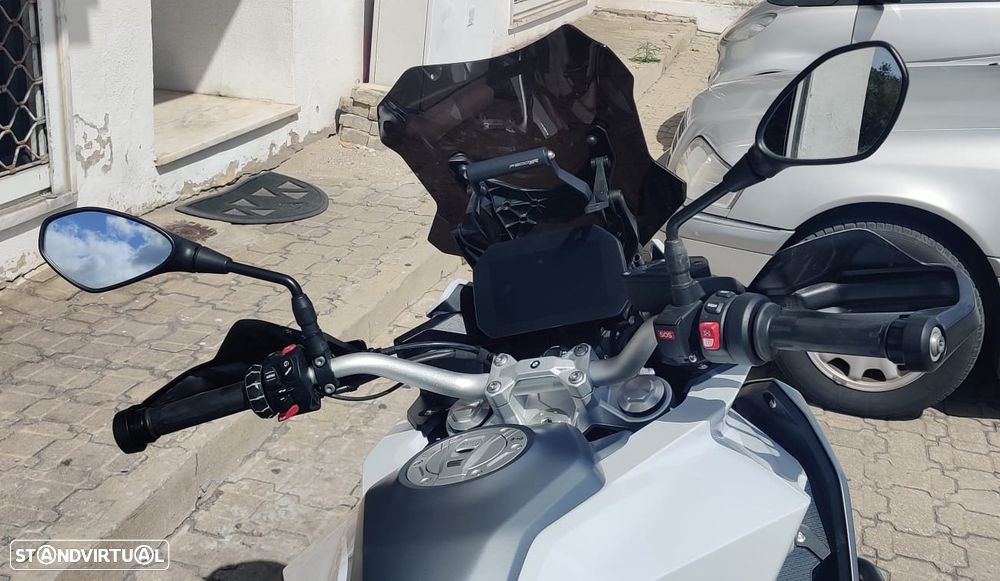 BMW F 900 XR - 12