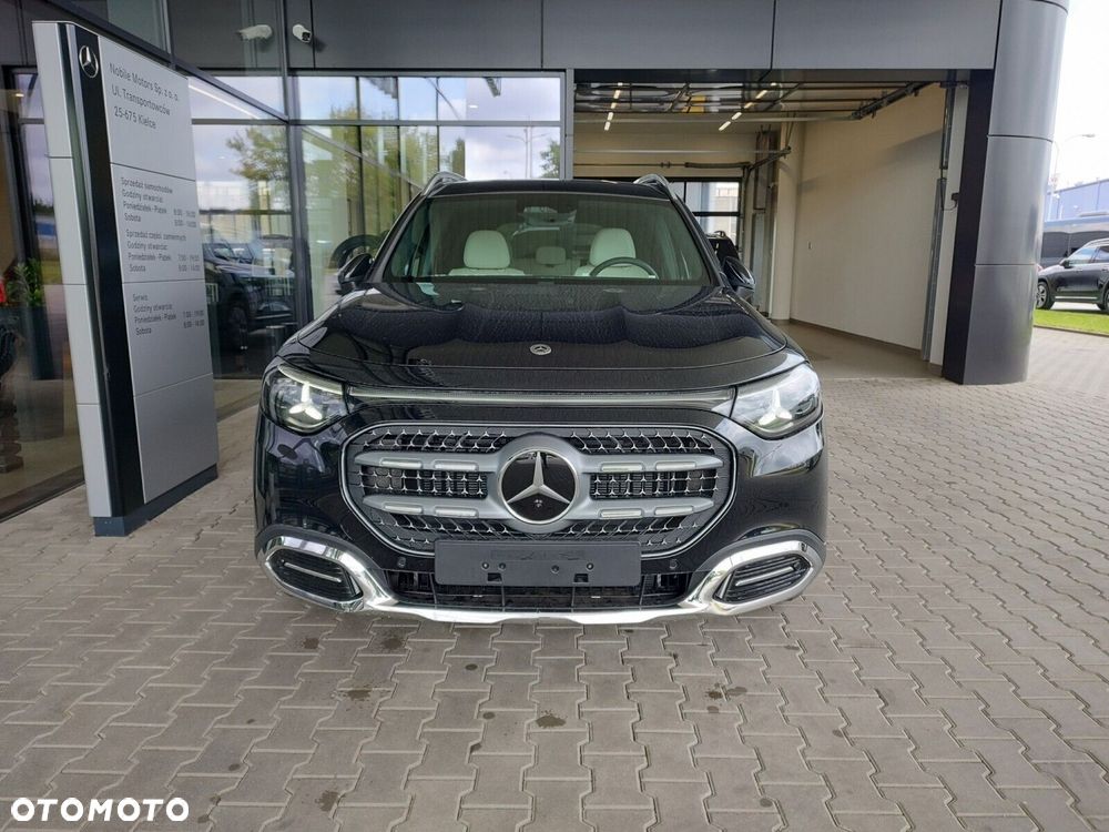 Mercedes-Benz GLB - 2