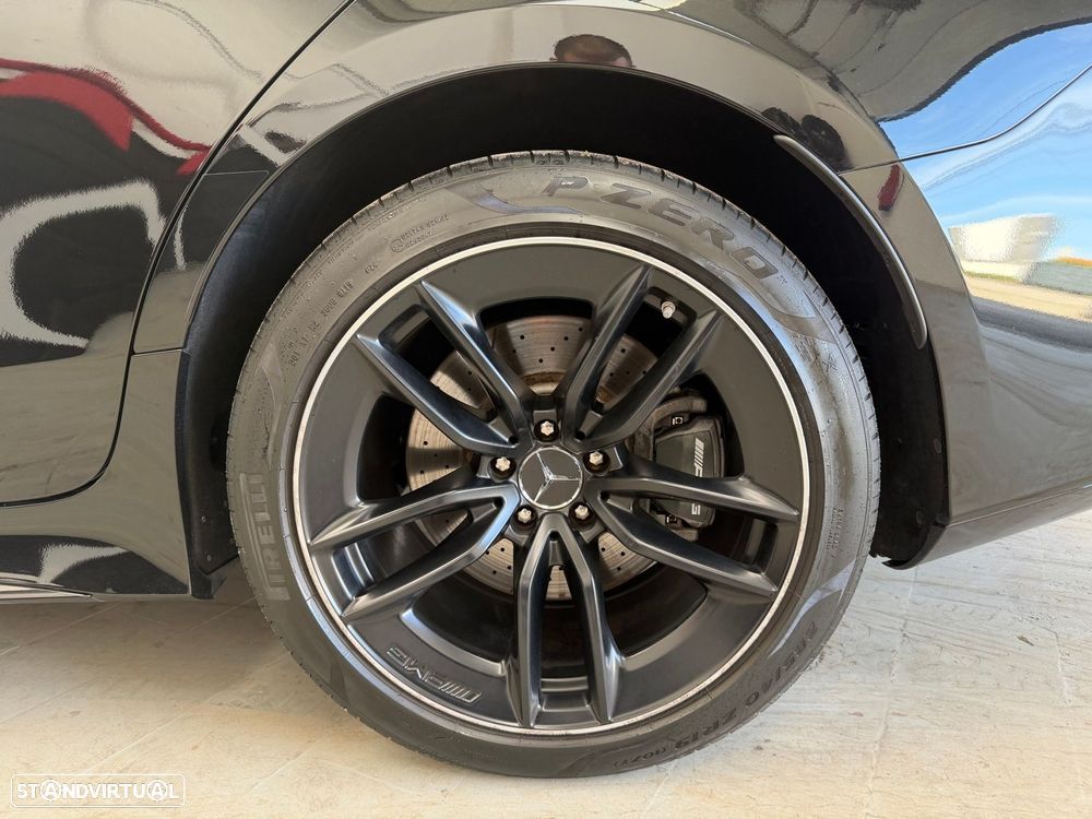 Mercedes-Benz AMG GT 53 4Matic+ - 42