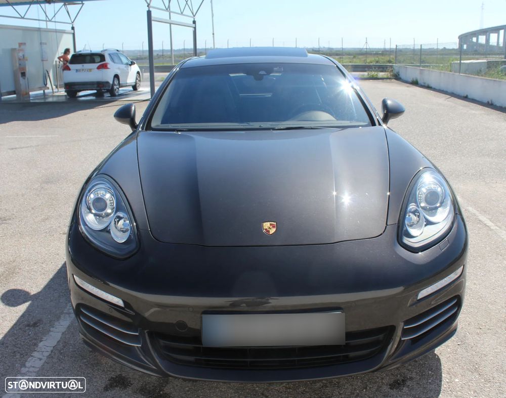 Porsche Panamera 4S PDK - 8