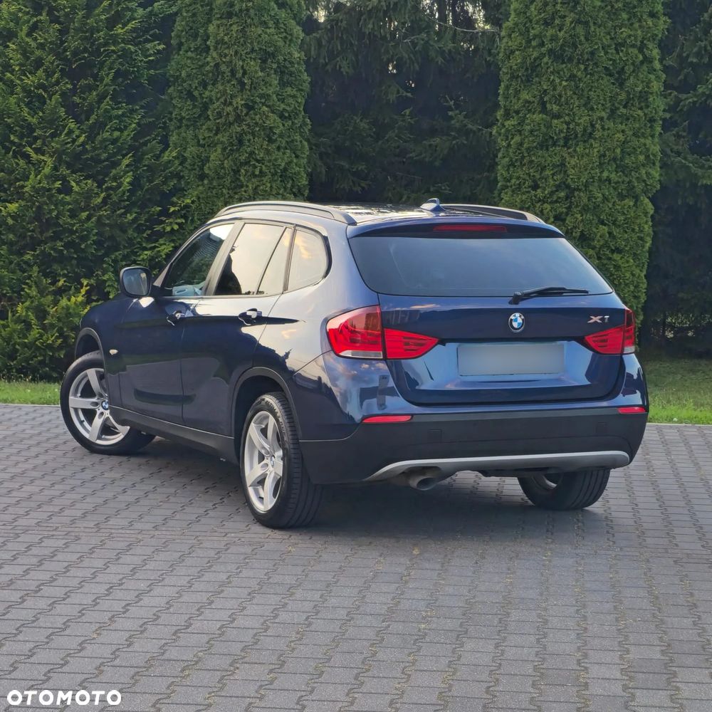 BMW X1 sDrive18d xLine - 14