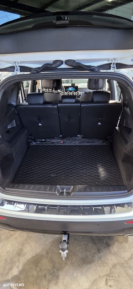 Mercedes-Benz GLB - 21