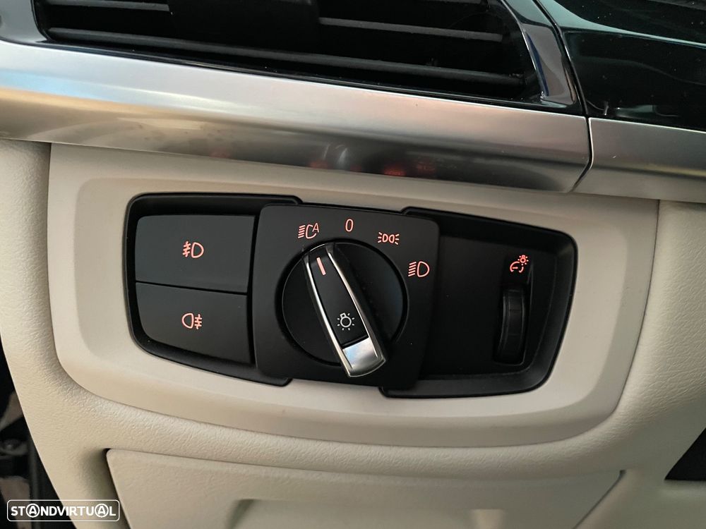 BMW X6 30 d xDrive Pack M - 12