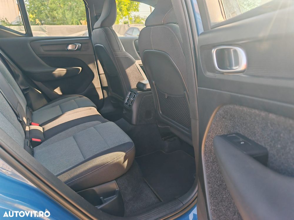Volvo XC 40 T4 Recharge DKG Ultimate Bright - 12