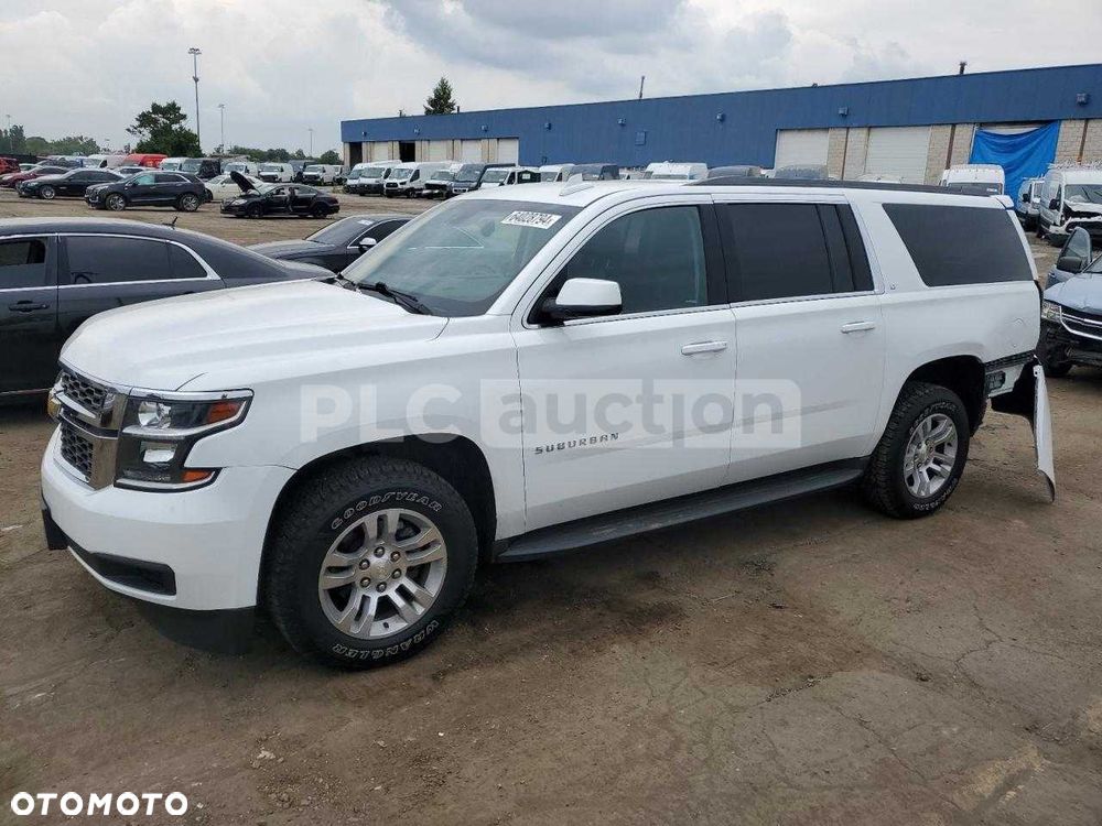 Chevrolet Suburban - 27