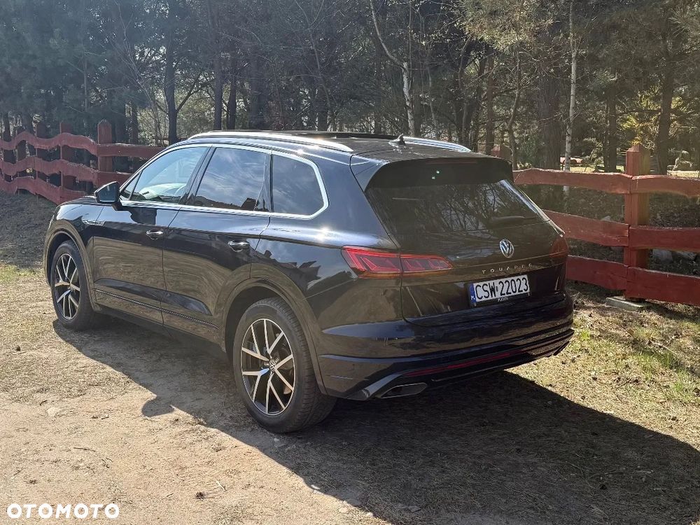 Volkswagen Touareg 3.0 V6 TFSI 4Motion R-Line - 4