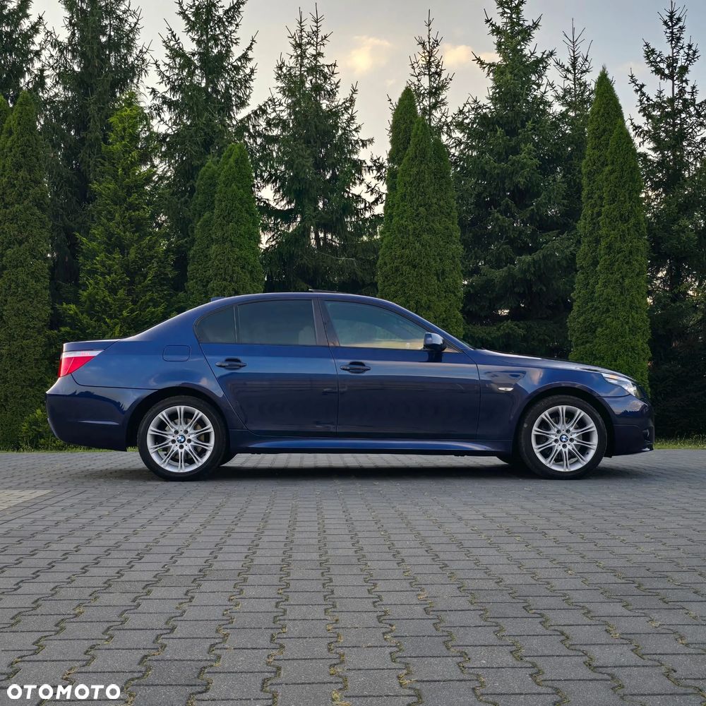 BMW Seria 5 530d Sport-Aut Edition Sport - 7