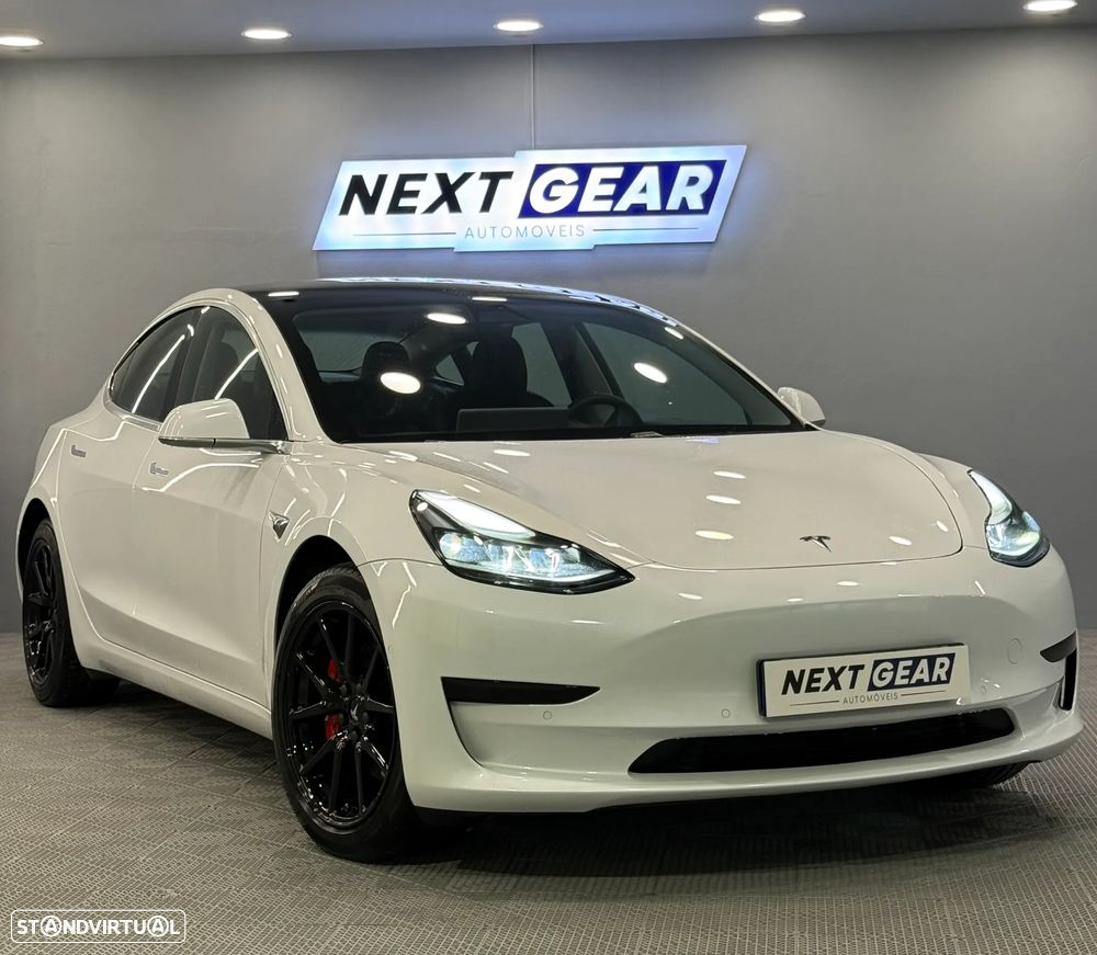 Tesla Model 3 Standard Range Plus RWD - 1