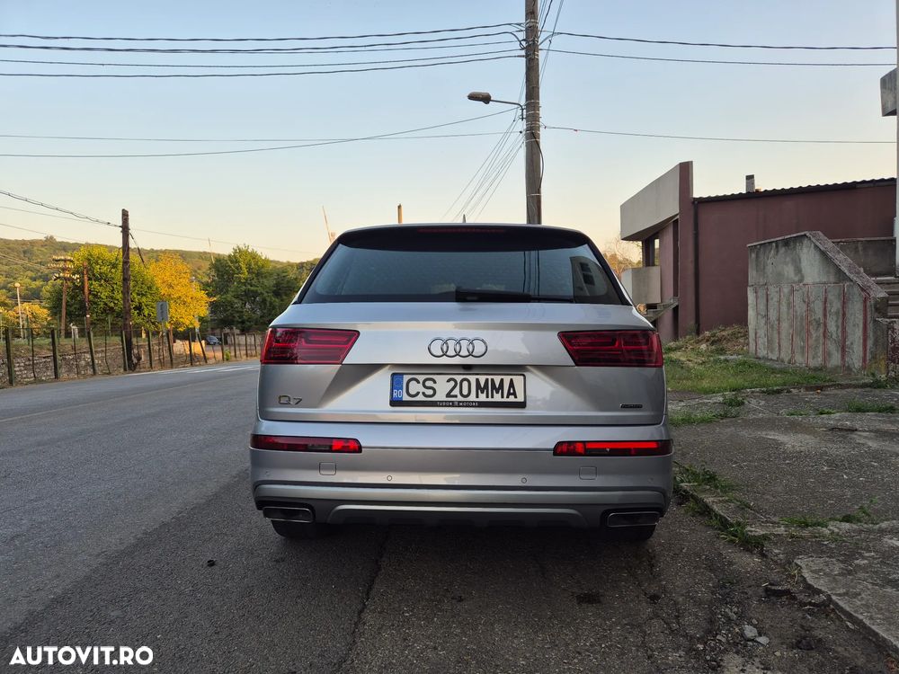 Audi Q7 3.0 TDI Quattro Tiptronic - 5
