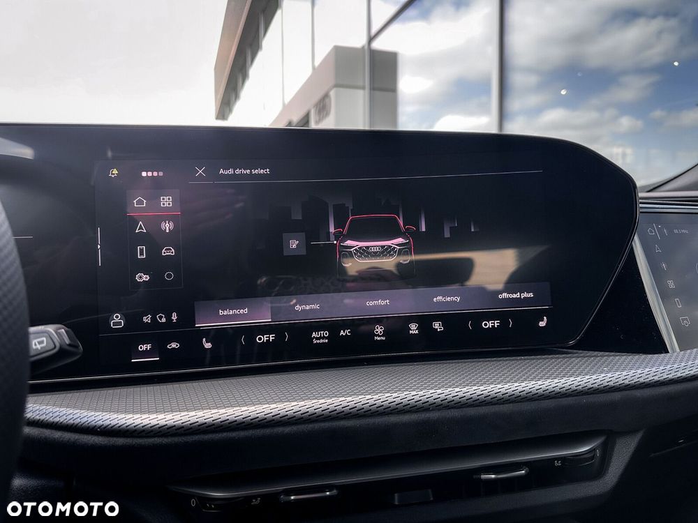 Audi Q5 Sportback - 30