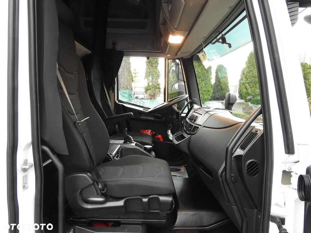 Iveco EUROCARGO 120-250 NOWY PLANDEKA WINDA 18 PALET WEBASTO KLIMATYZACJA TEMPOMAT LEDY PNEUMATYKA AUTOMAT 250KM - 37