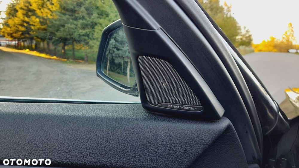 BMW Seria 5 520d Touring - 2