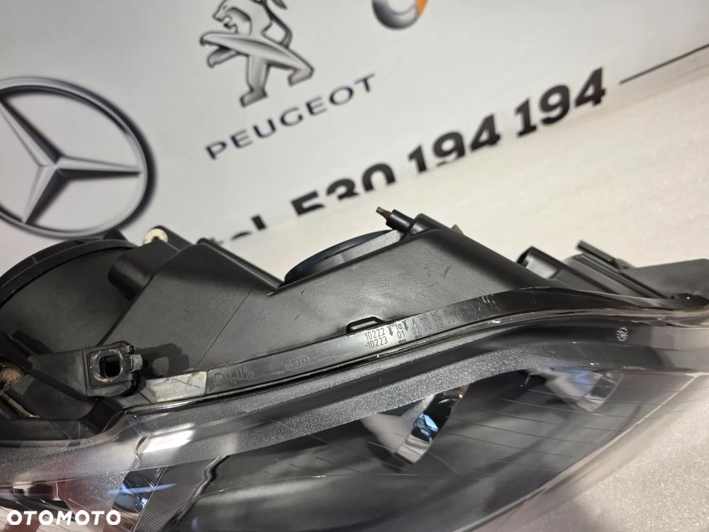VW GOLF V 5 PLUS + 5M0 04-08 PRAWA LAMPA PRZEDNIA PRZÓD HELLA NR 5M1941006B NR AUKCJI LPP360 - 9