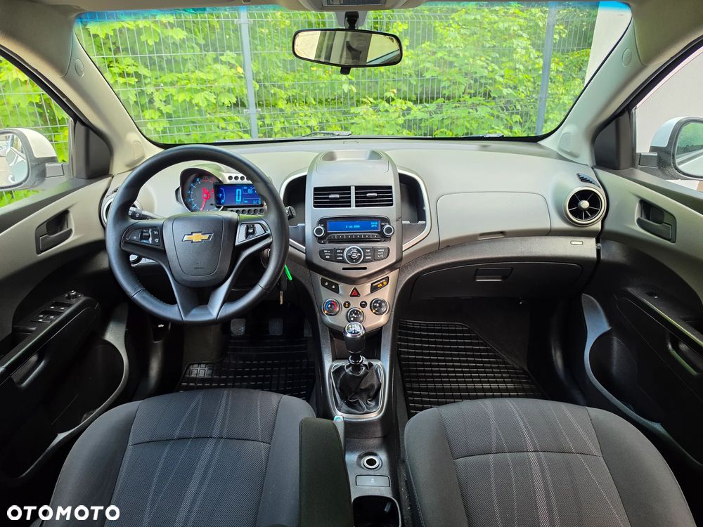 Chevrolet Aveo 1.2 LS - 5