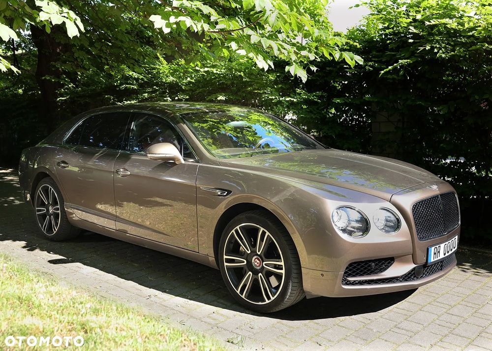 Bentley Flying Spur V8 S - 3