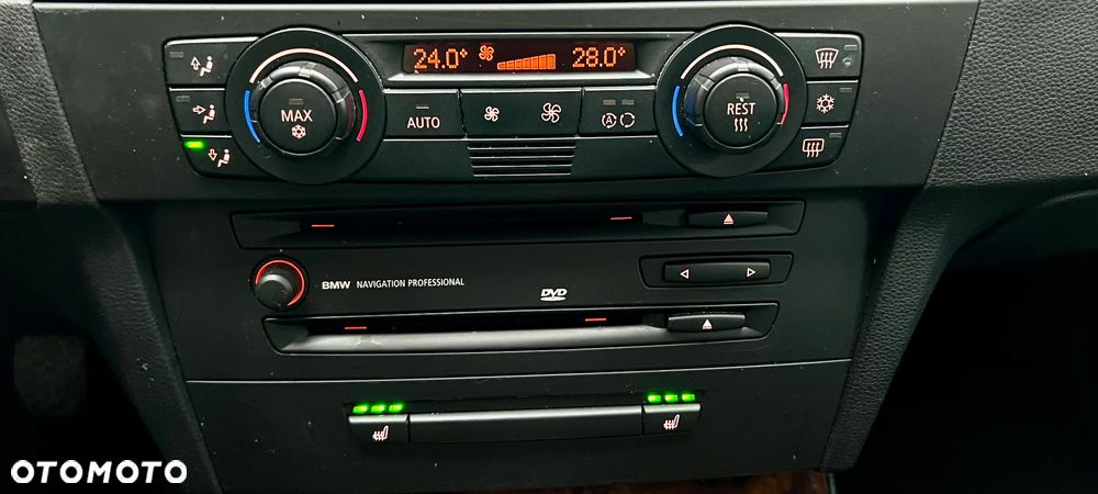 BMW Seria 3 325i - 27