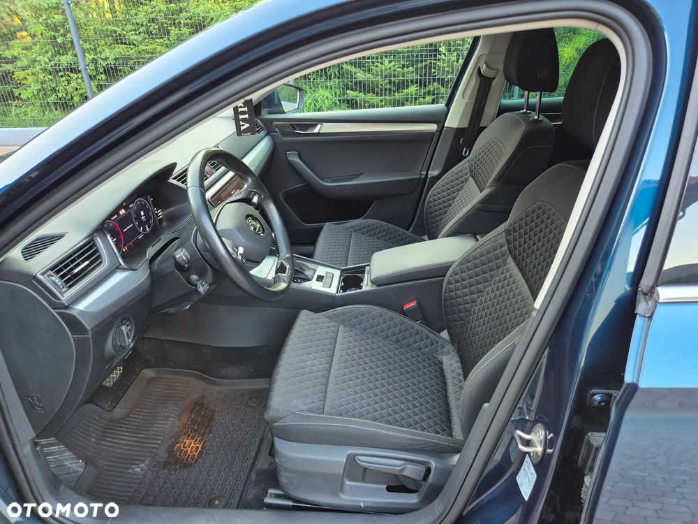 Skoda Superb 2.0 TDI SCR Ambition DSG - 8