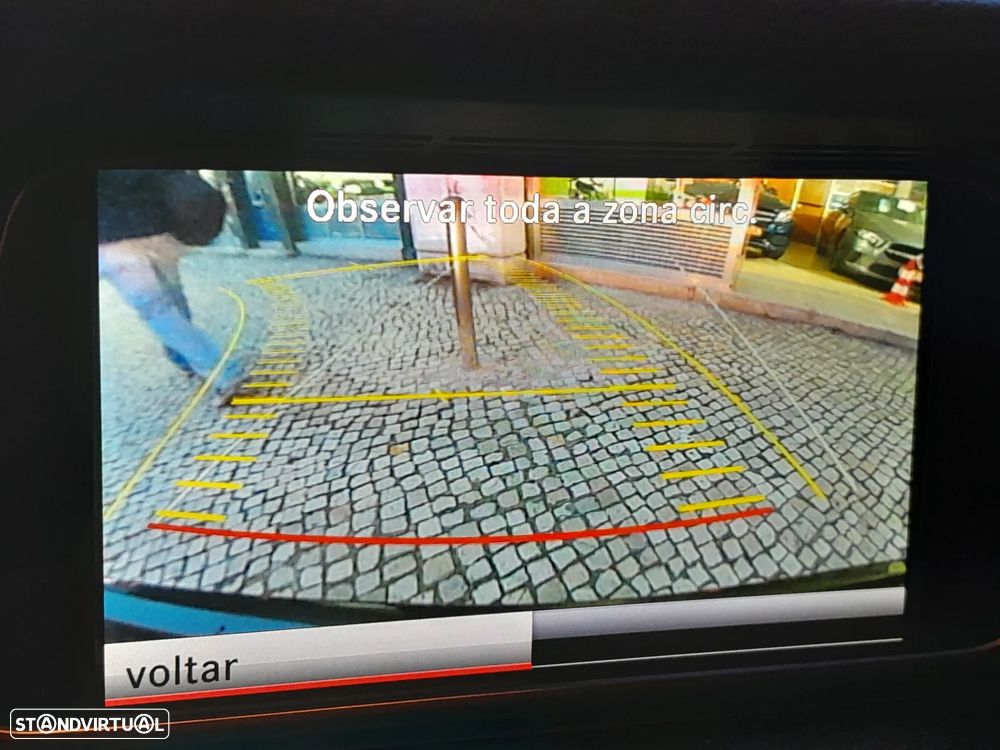 Mercedes-Benz E 300 Bluetec Hybrid Avantgarde - 7